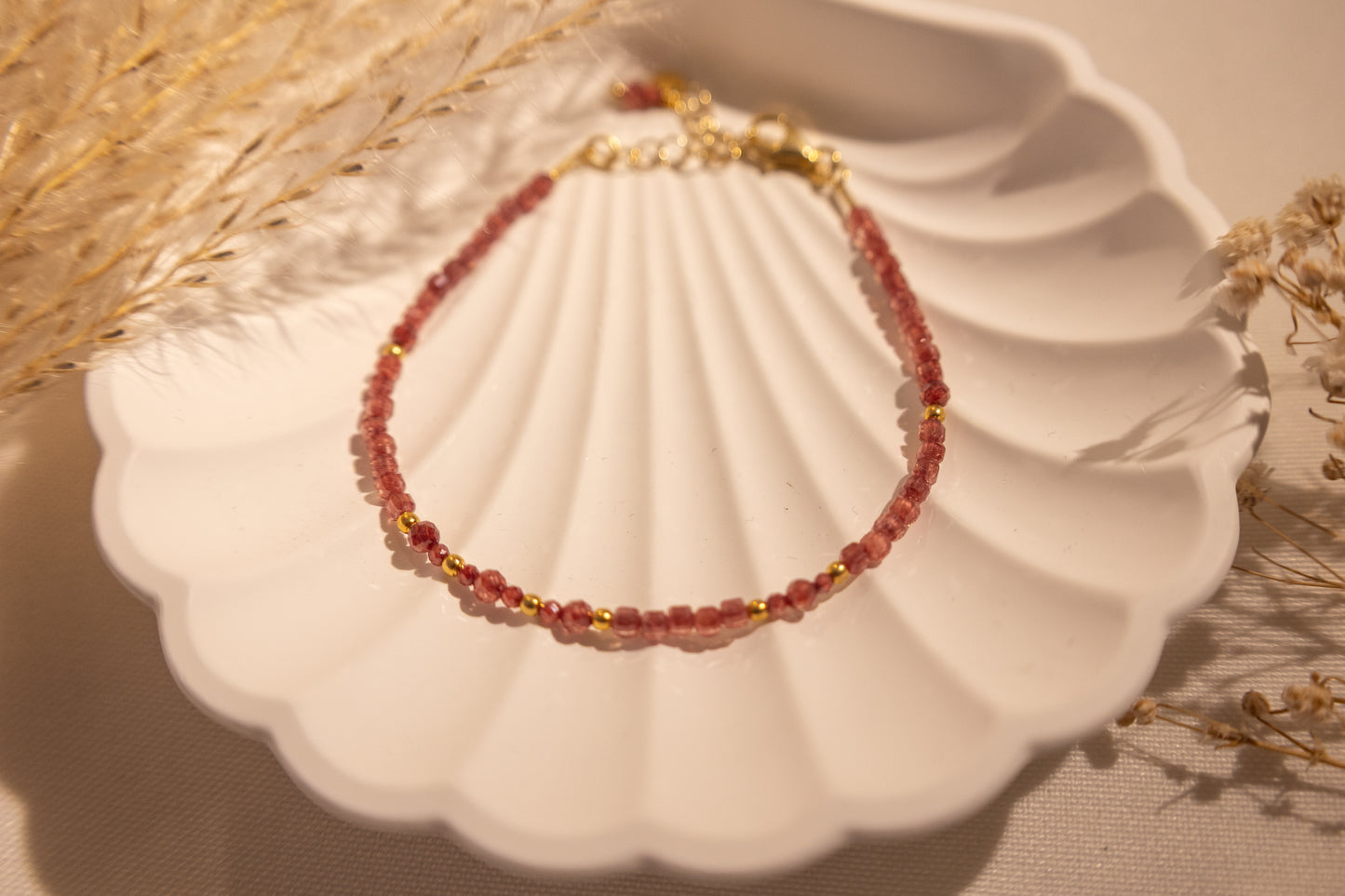 Solene Bracelet ruby red